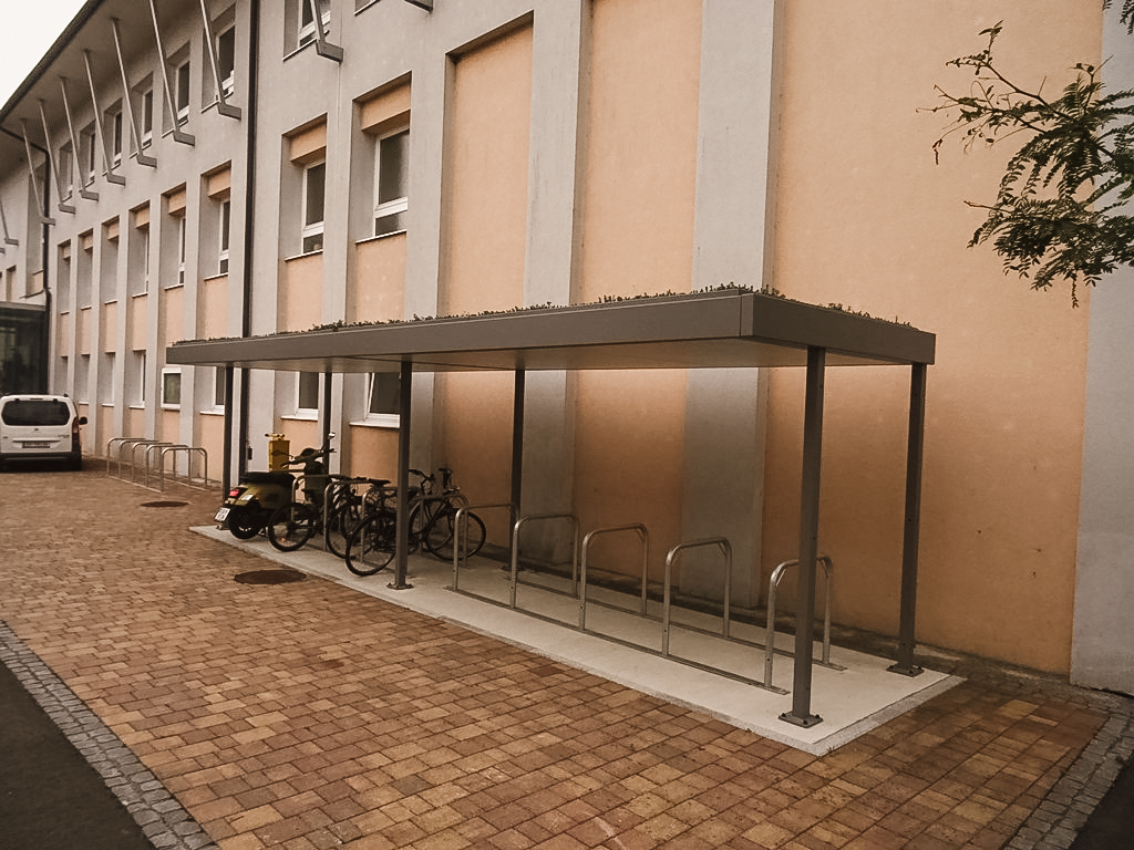 blickinsgruene.at - Steiermark - Fehring - Neue Radabstellanlage